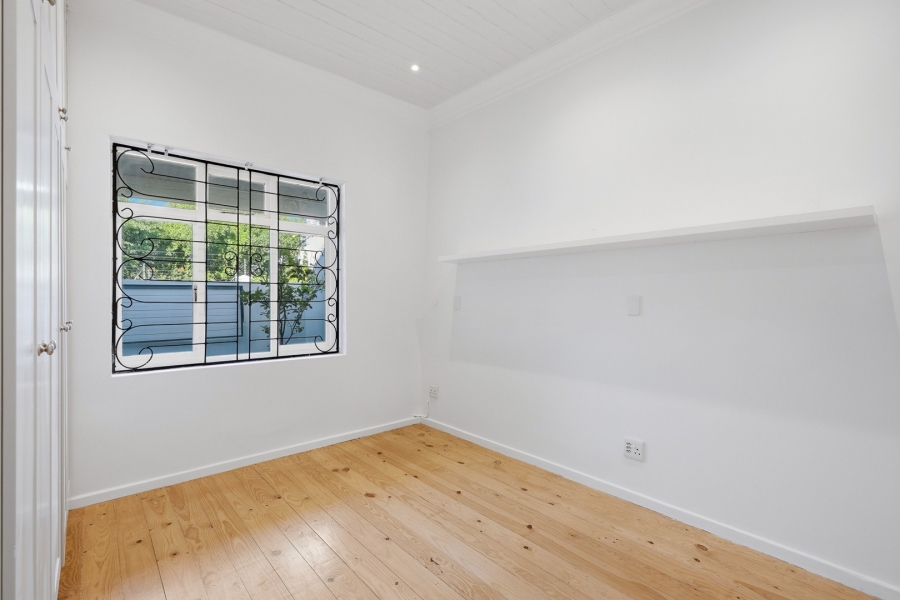 To Let 2 Bedroom Property for Rent in Oranjezicht Western Cape